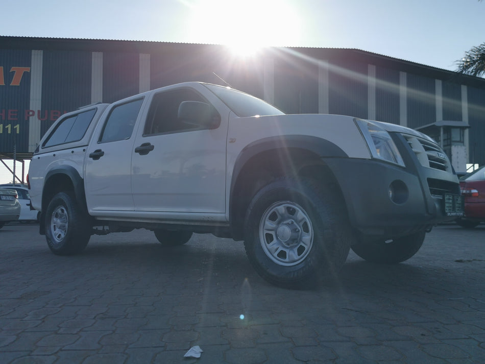 2011 Isuzu kb250 D-TEQ double cab