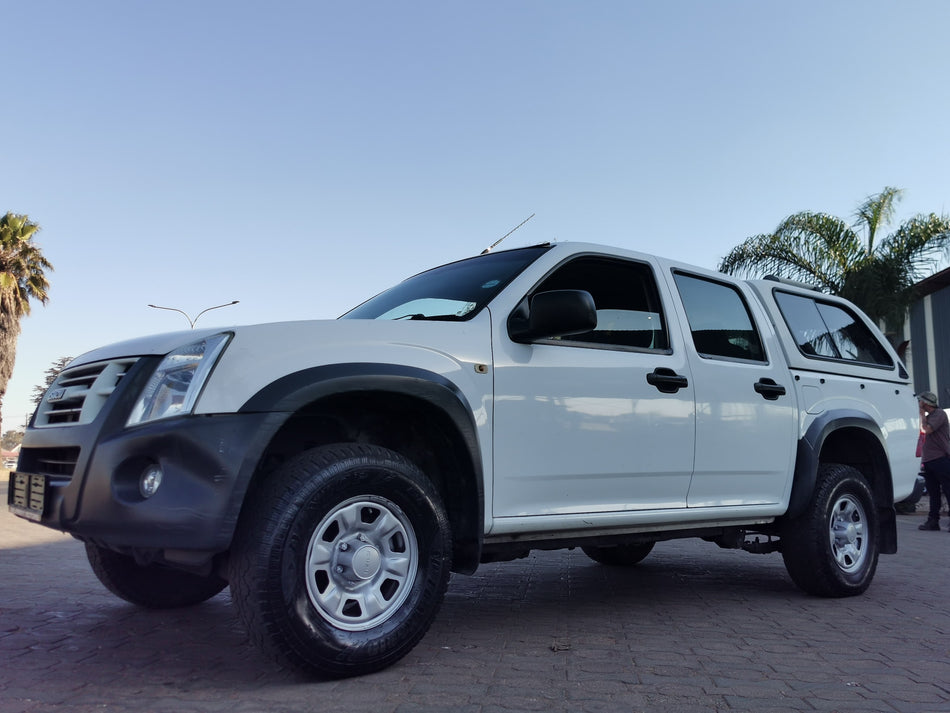 2011 Isuzu kb250 D-TEQ double cab