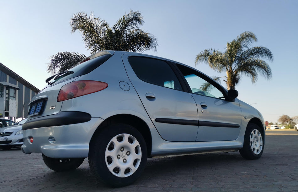 2005 Peugeot 206