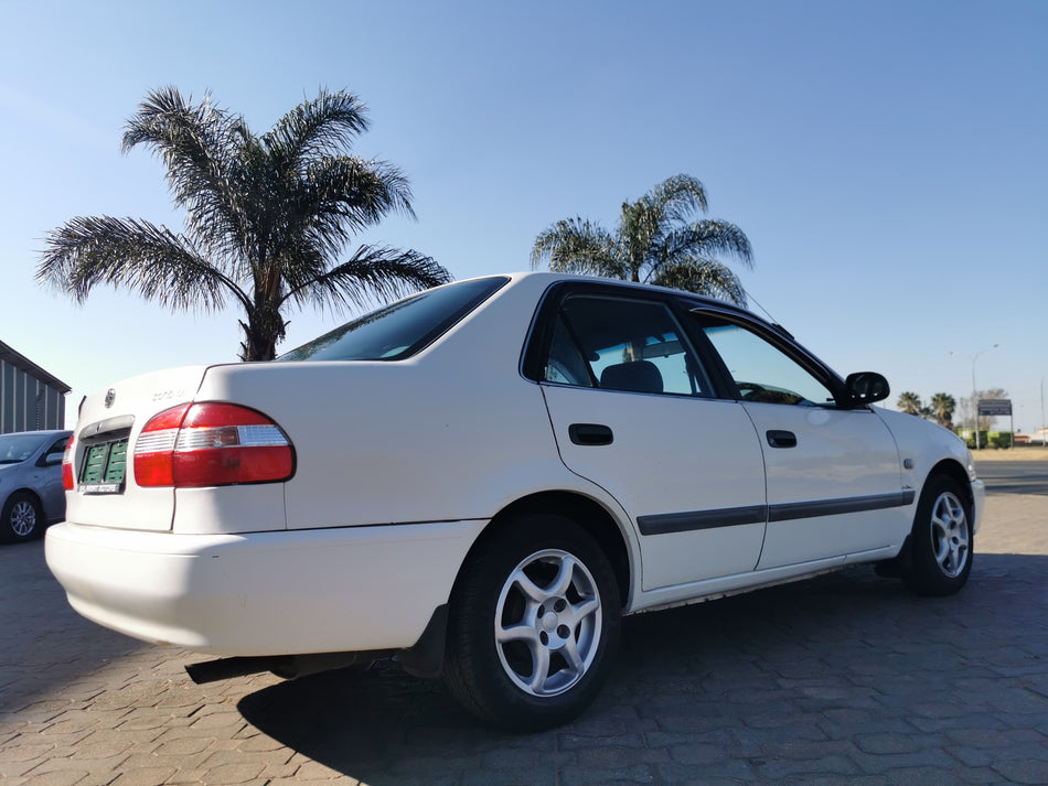 2002 Toyota Corolla 160i