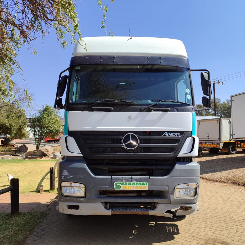 2010 Mercedes Benz Axor