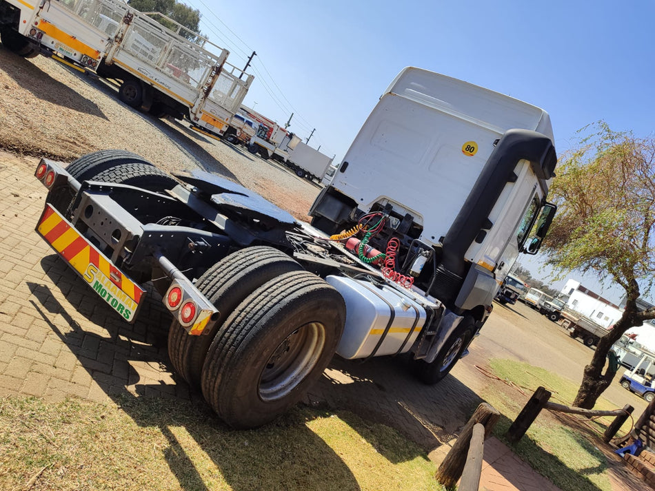 2010 Mercedes Benz Axor