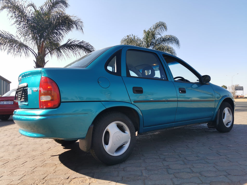 1998 Opel Corsa