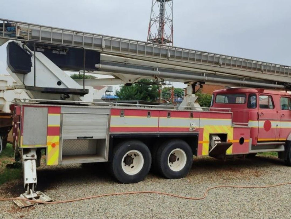 1993 Man F90 22-492 fire truck Simond snorkel