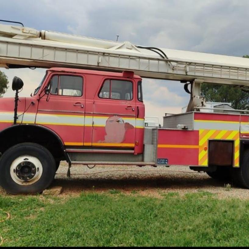 1993 Man F90 22-492 fire truck Simond snorkel