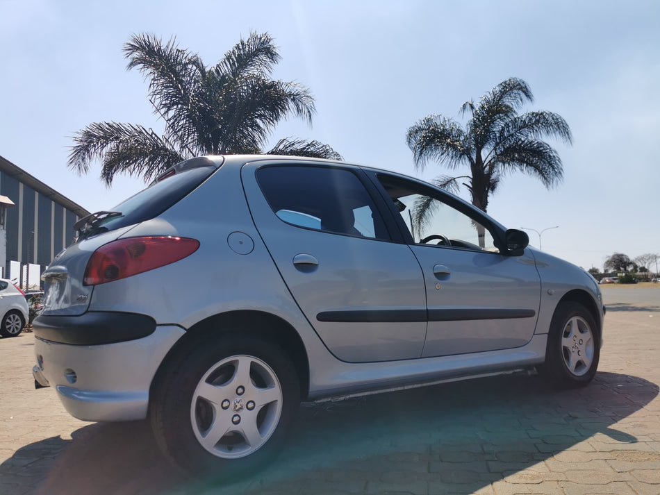 2005 Peugeot 206