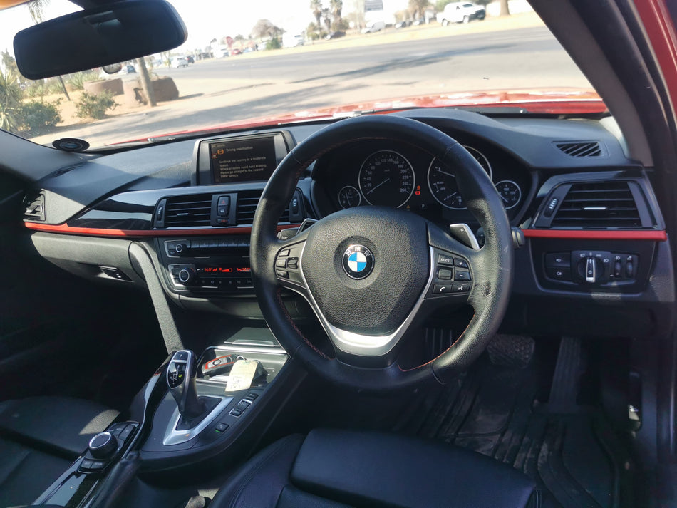 2012 BMW 320D