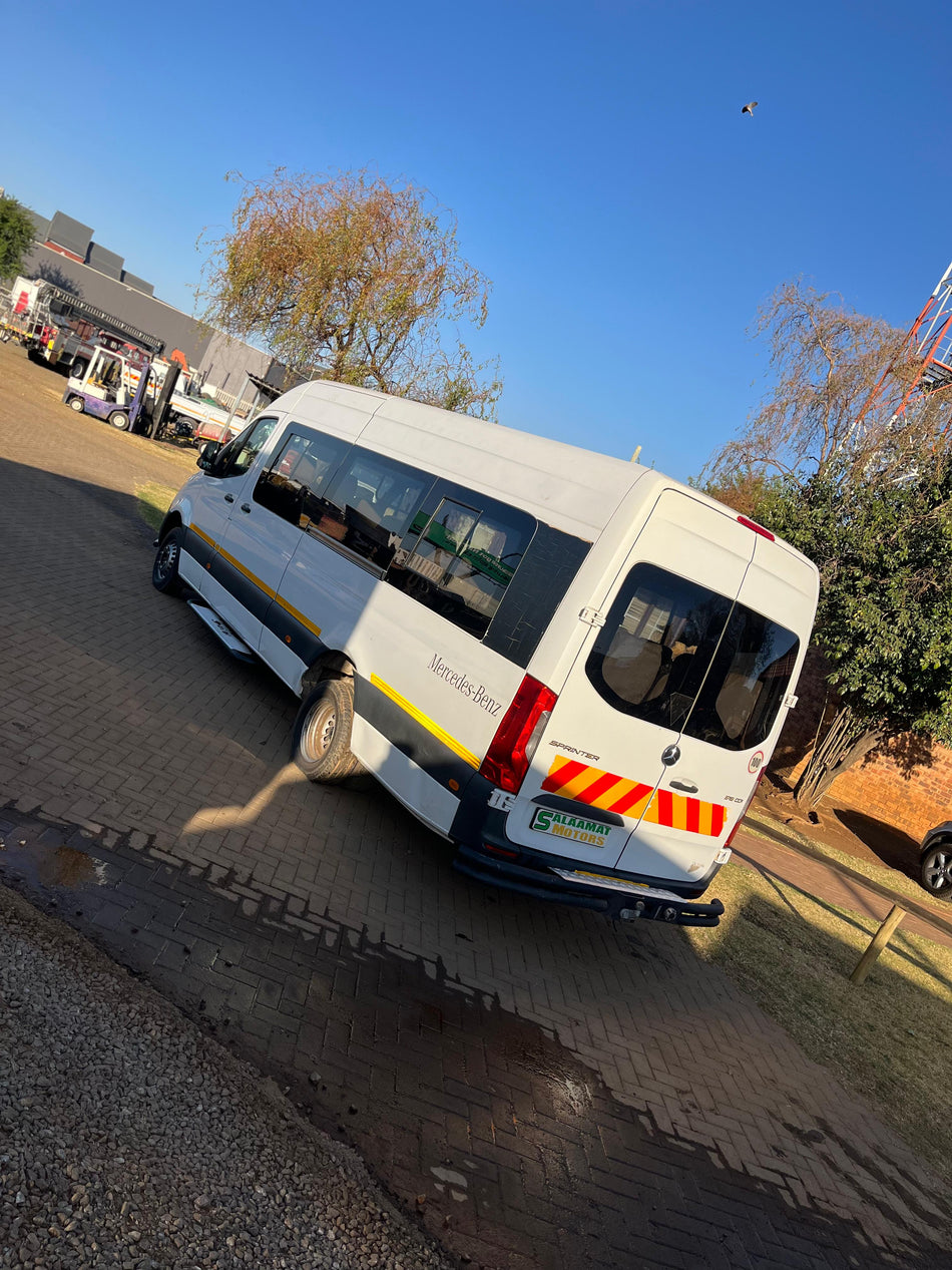 2019 Mercedes-Benz Sprinter 516 CDI 23 seater