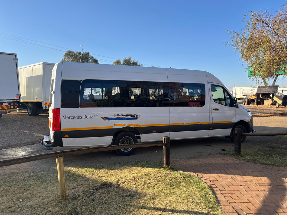 2019 Mercedes-Benz Sprinter 516 CDI 23 seater