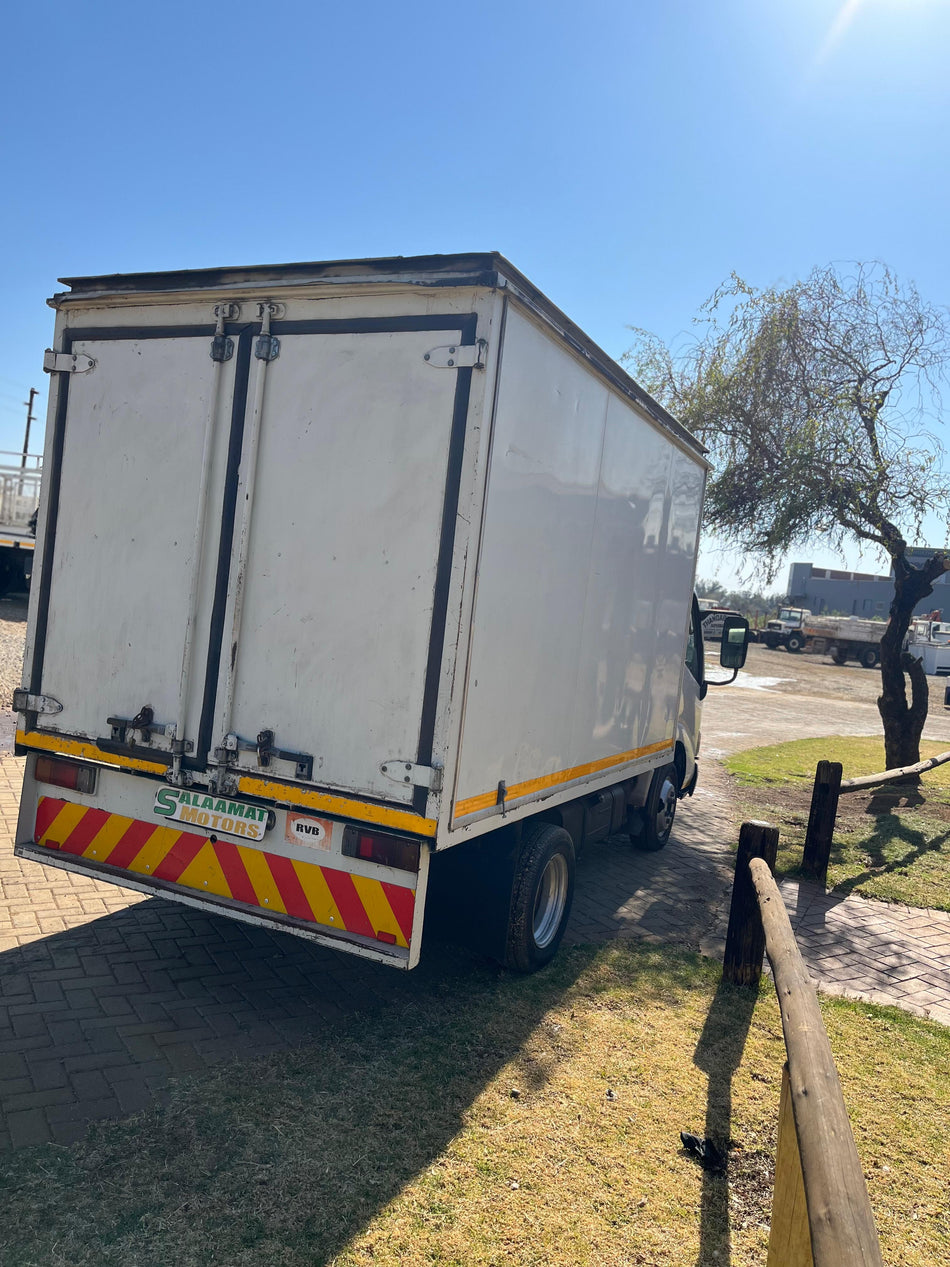 2007 Toyota dyna 4-093 2 ton v/body