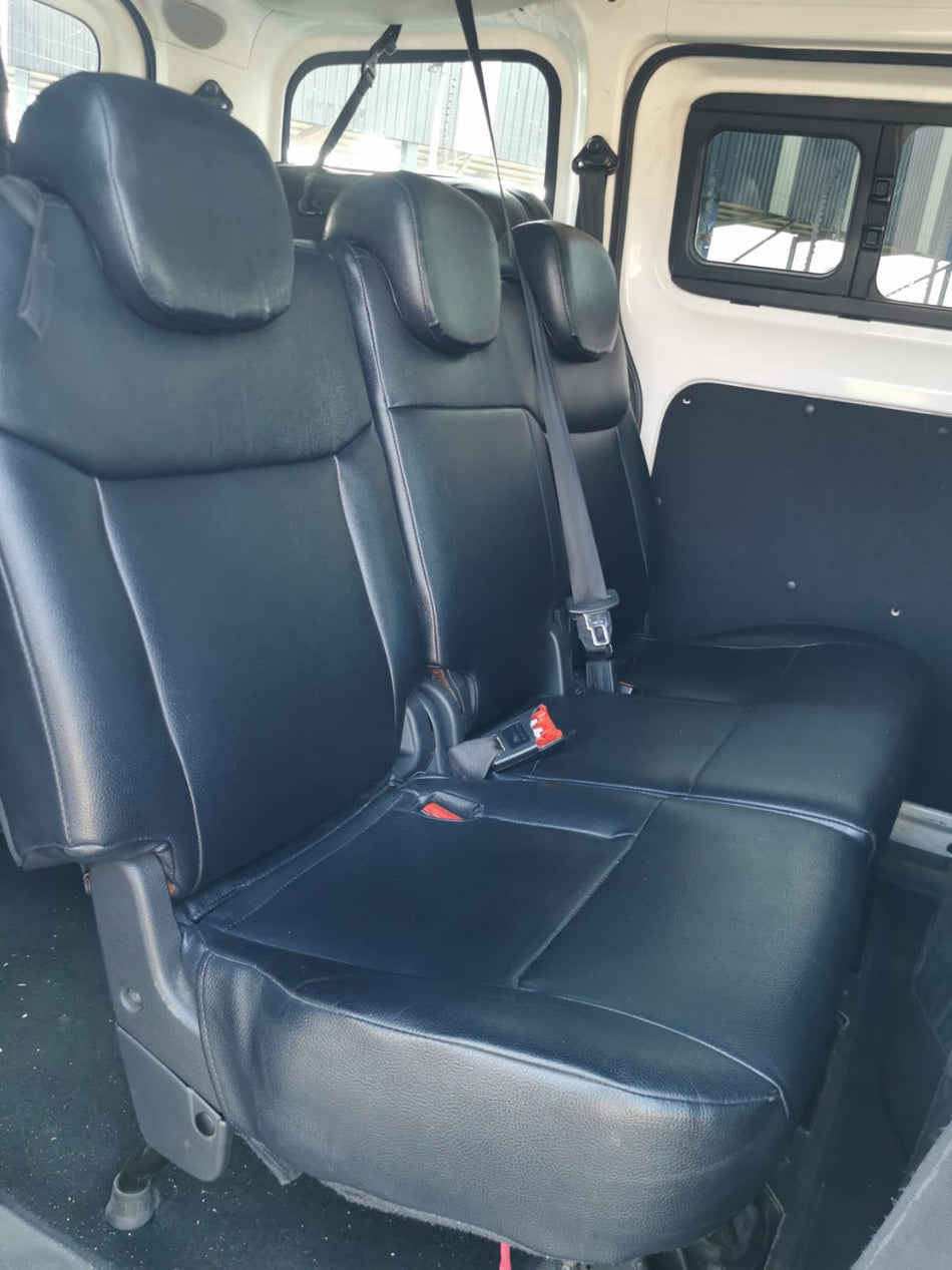 2015 Nissan NV200 7 seater