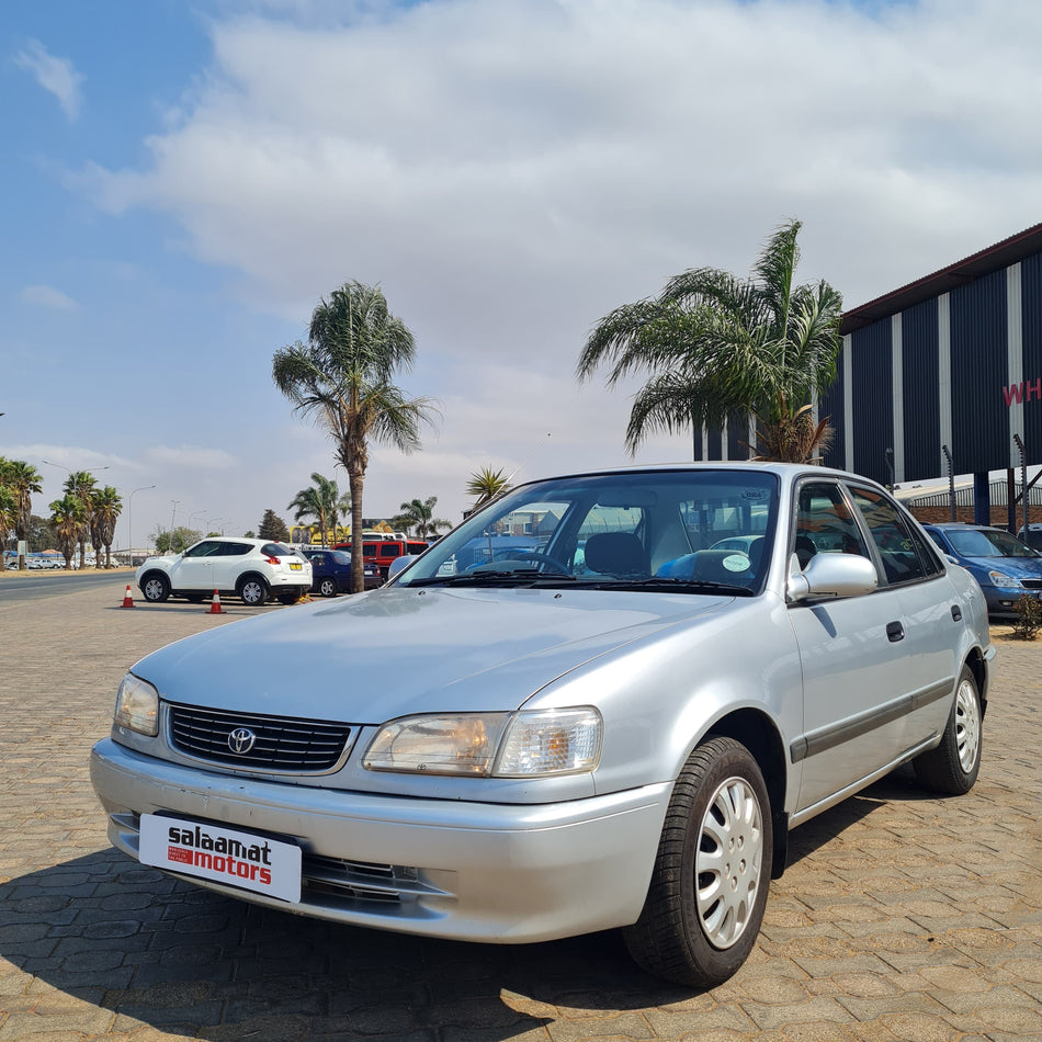 2000 Toyota Corolla 160i gle