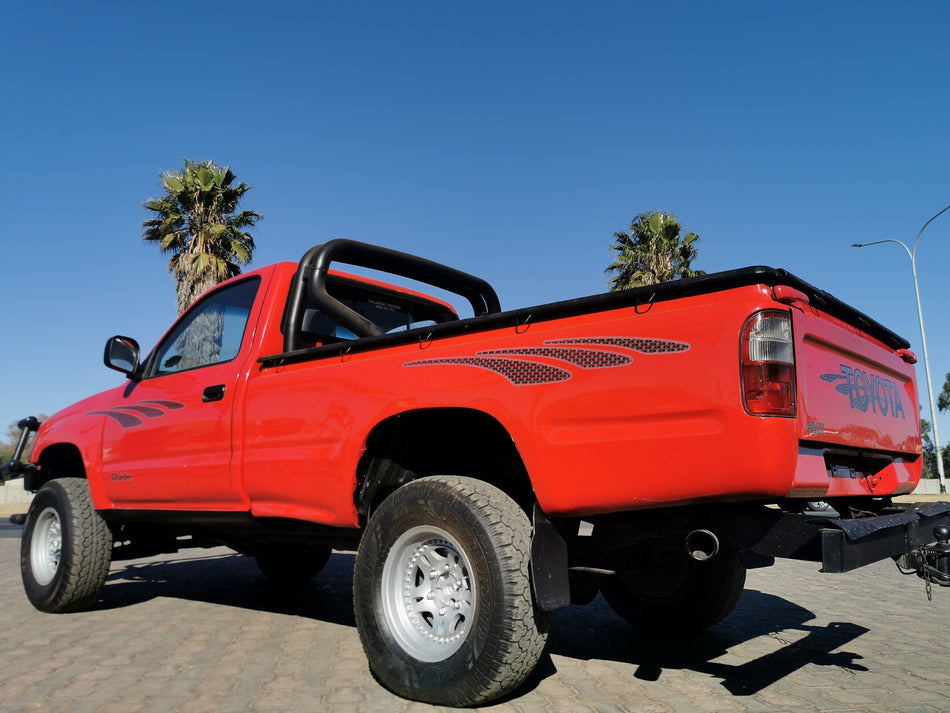 2000 Toyota Hilux 4X4 diesel