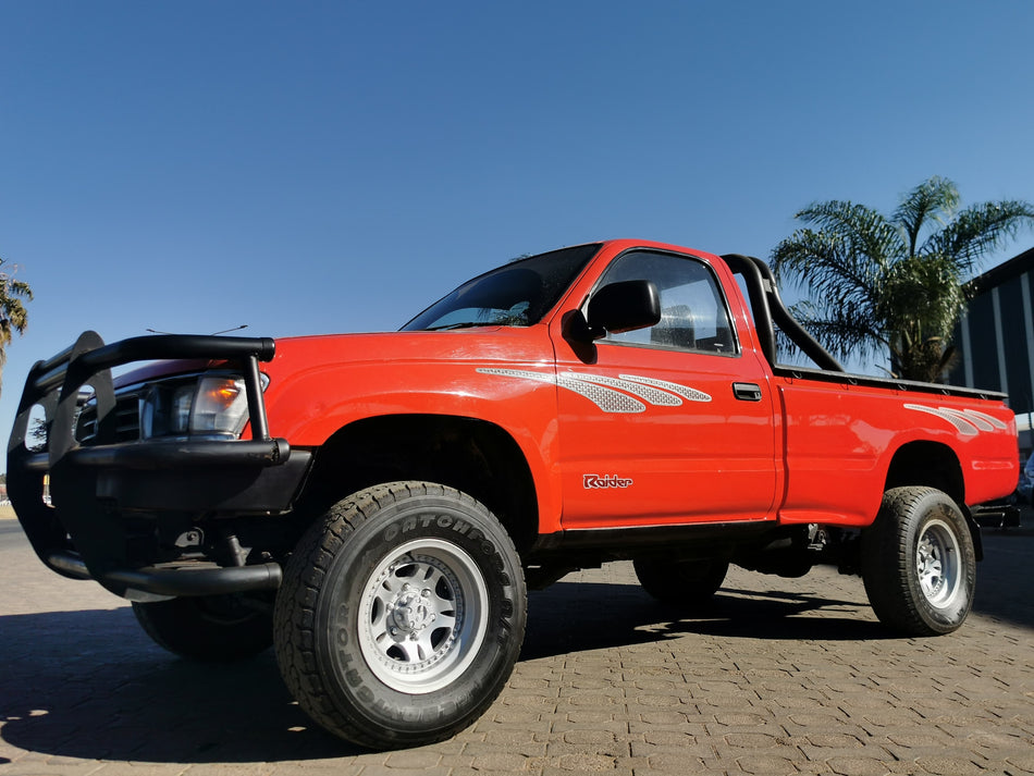 2000 Toyota Hilux 4X4 diesel