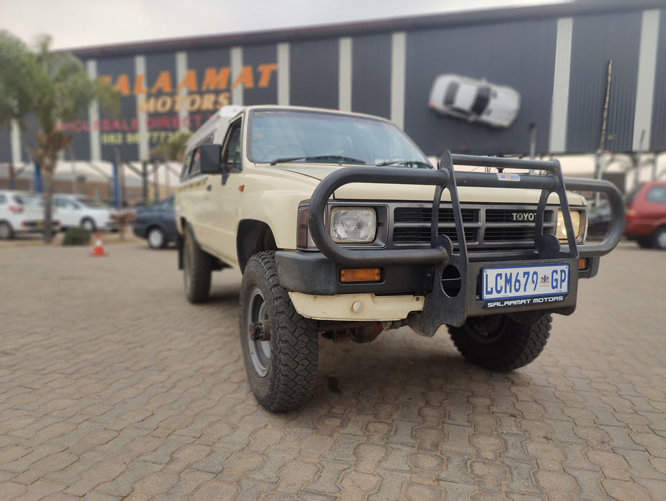 1988 Toyota Hilux 2.2 4Y 4X4 s/c 99,000 kms fsh