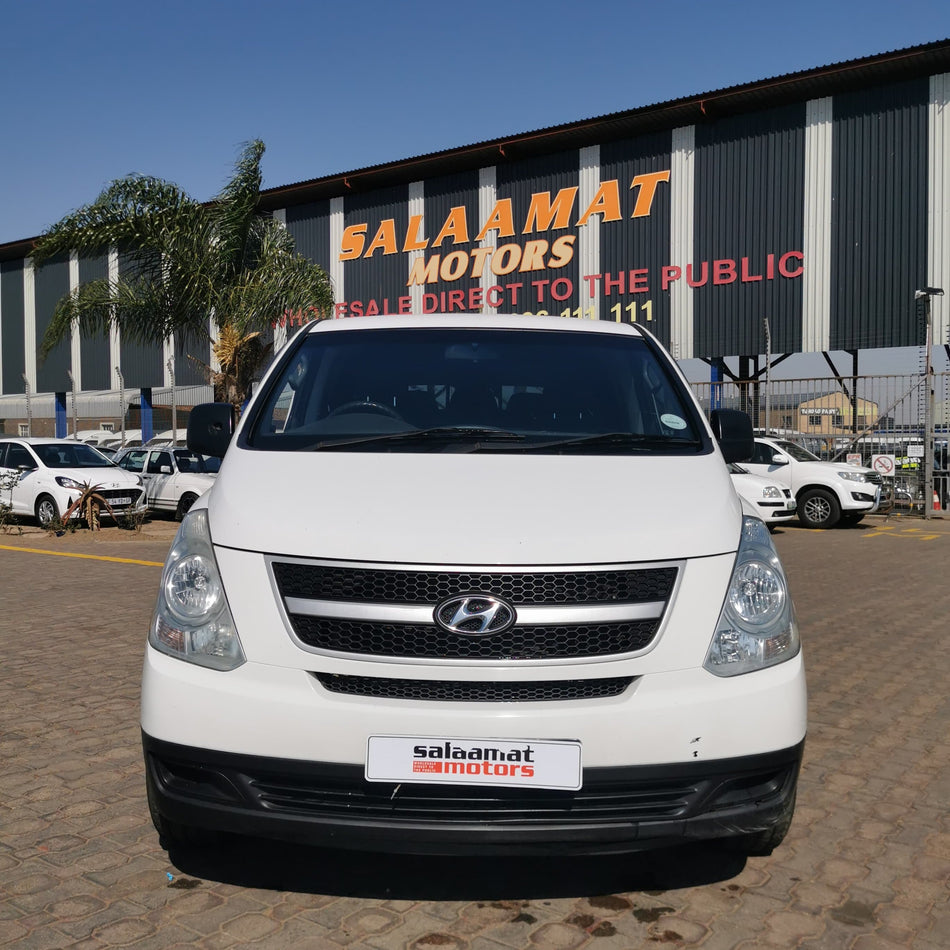 2011 Hyundai H1 diesel p/v manual