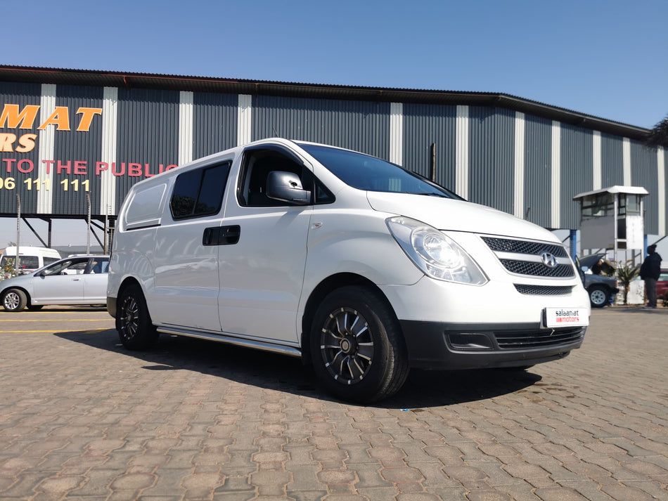 2011 Hyundai H1 diesel p/v manual