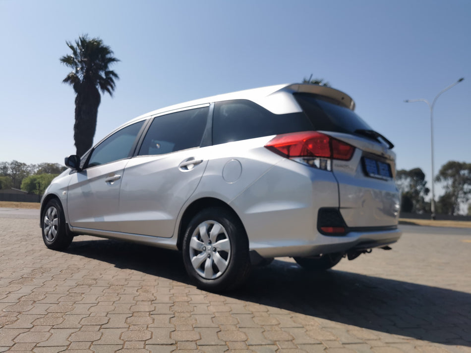 2016 Honda Mobilio 7 seater