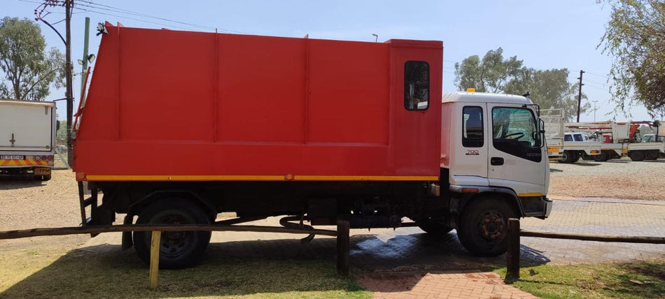 2007 ISUZU FSR 700 TIPPER