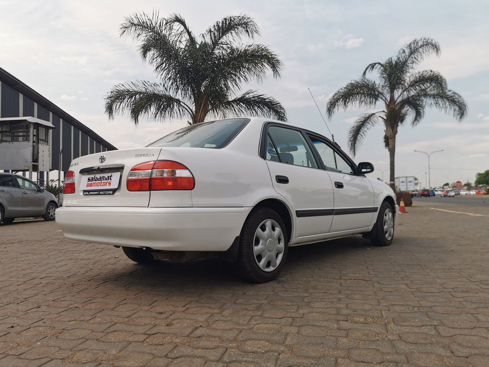 2000 Toyota Corolla 160i GLE