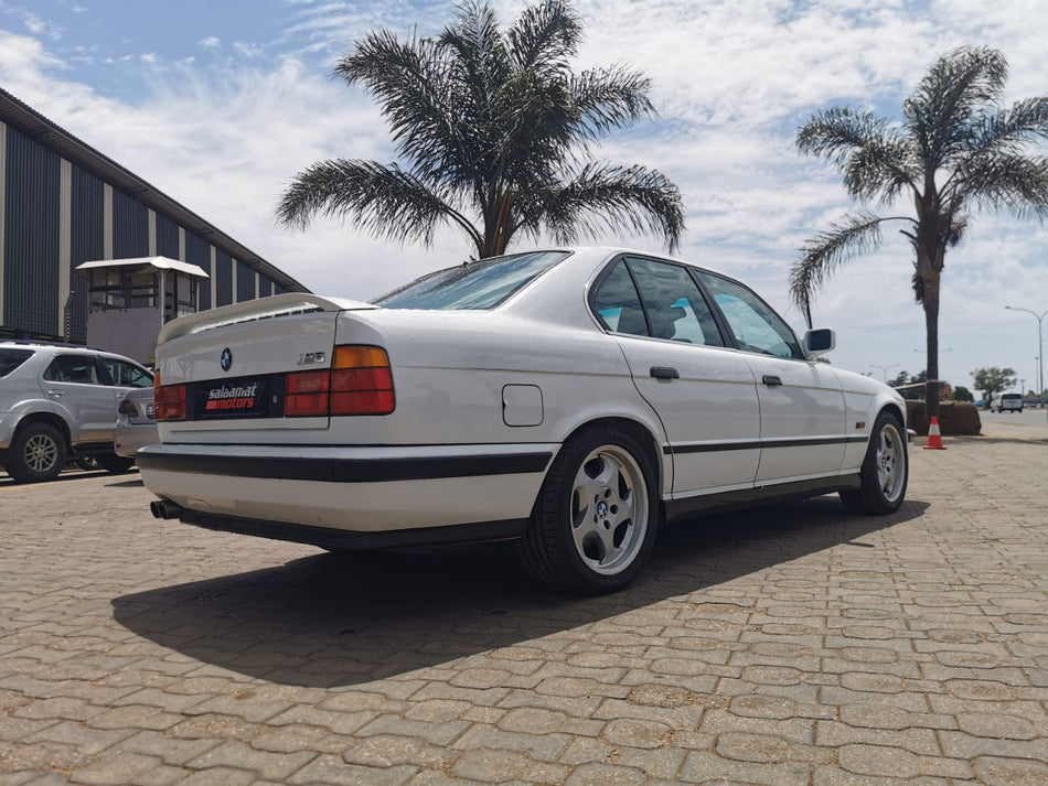 1991 BMW e34 M5