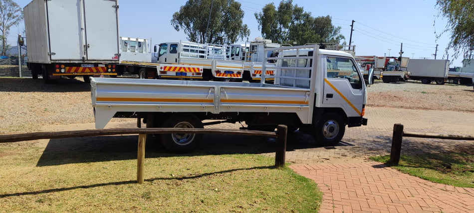 1990 Mitsubishi Canter