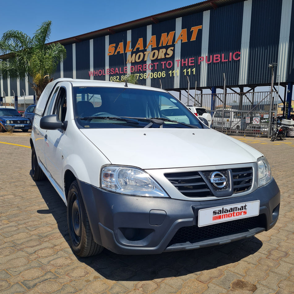 2017 Nissan NP200