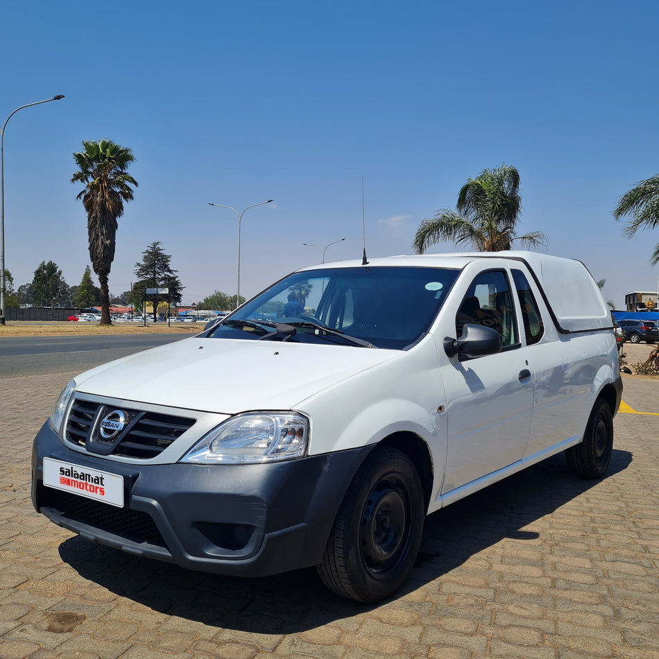 2017 Nissan NP200