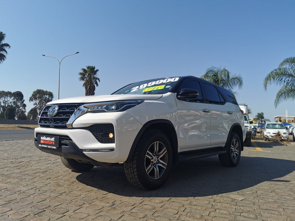 Toyota Fortuner 2.7 Auto