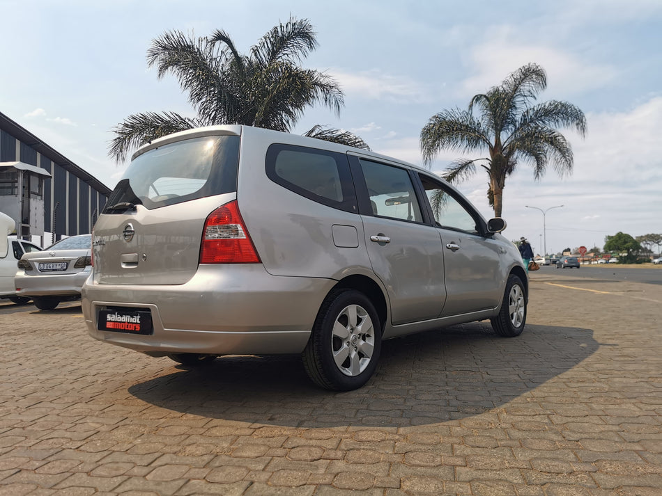 Nissan Livina 7 Seater