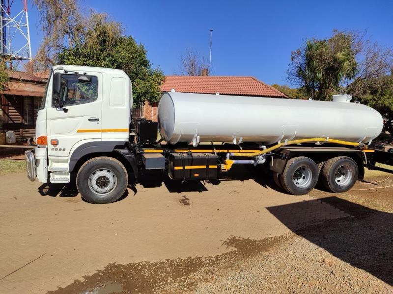 2020 Hino 500 Series 2836 Water Tanker 15000L