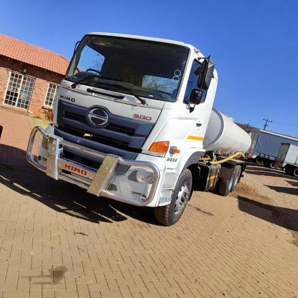 2020 Hino 500 Series 2836 Water Tanker 15000L