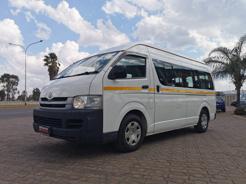 2009 Toyota Quantum sesfikile 2.7vvti 15 Seater