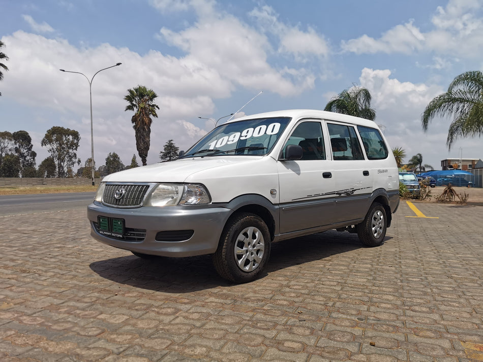 Toyota Condor 7 Seater