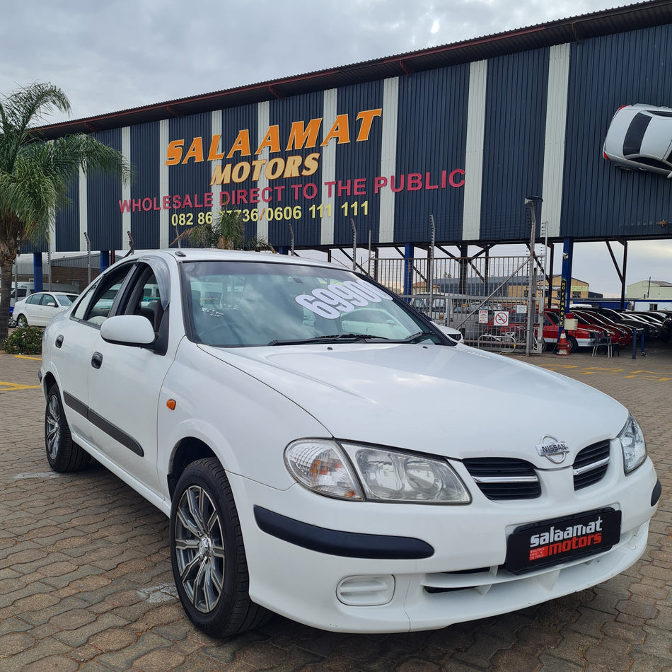 2002 Nissan Almera