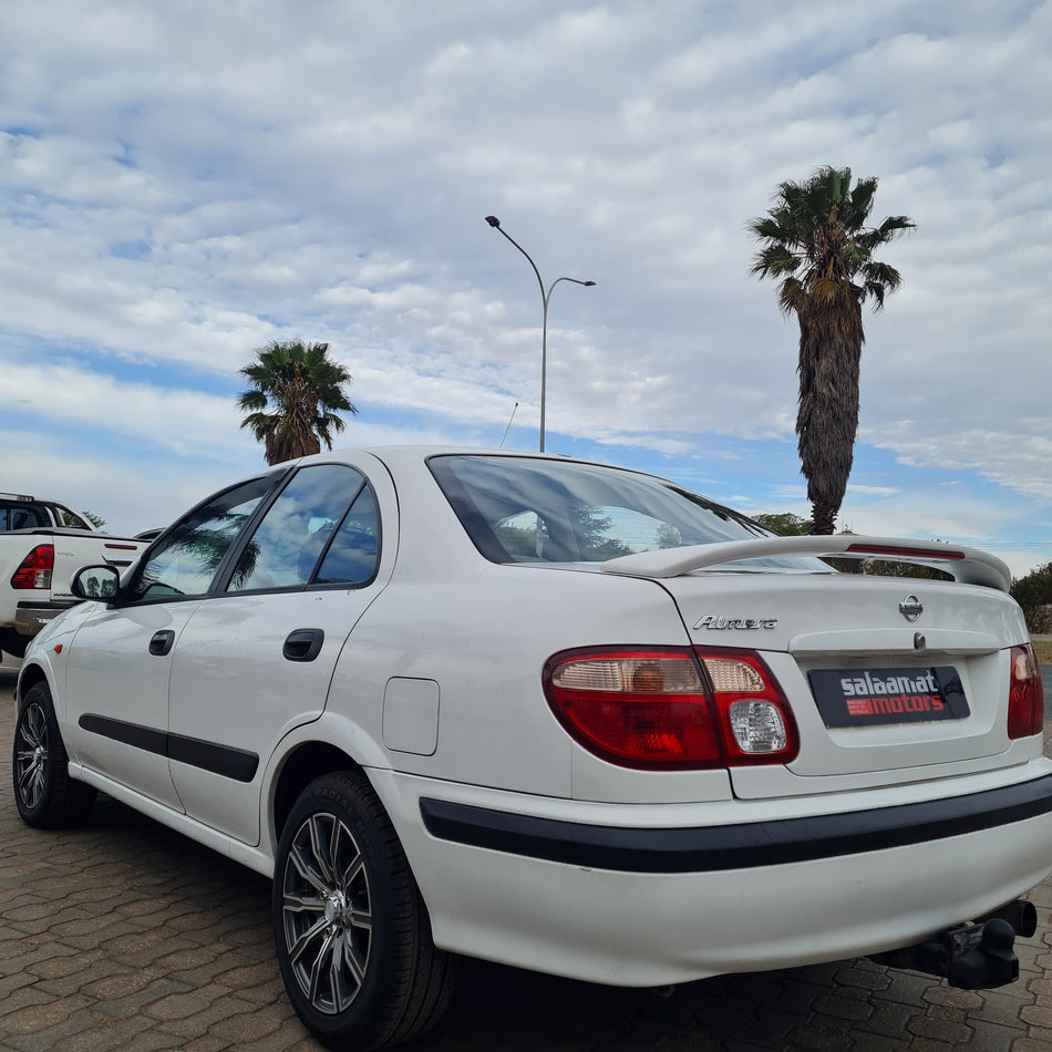 2002 Nissan Almera