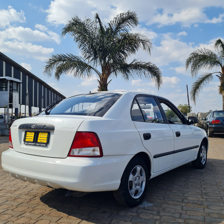 2002 Hyundai Accent