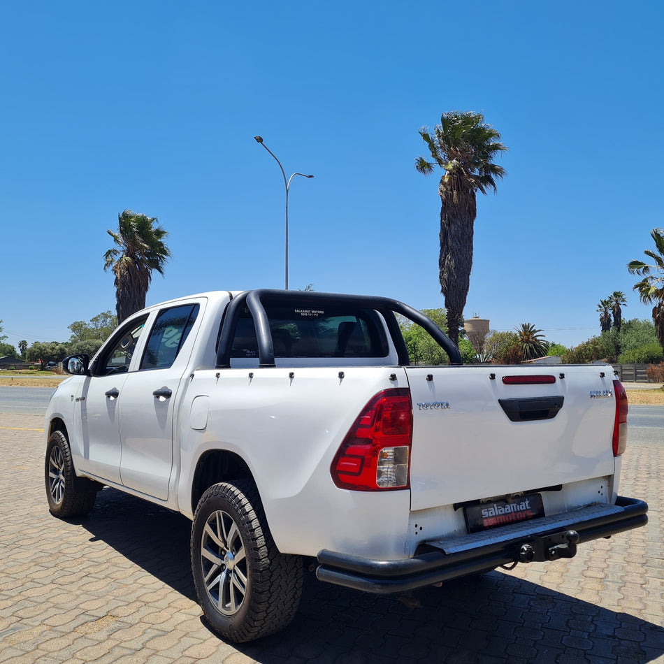 2017 Toyota Hilux 2.4gd6 4x4