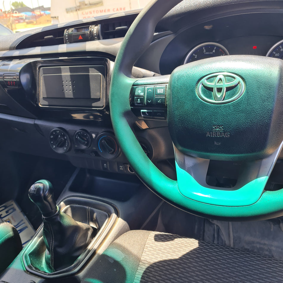 2017 Toyota Hilux 2.4gd6 4x4