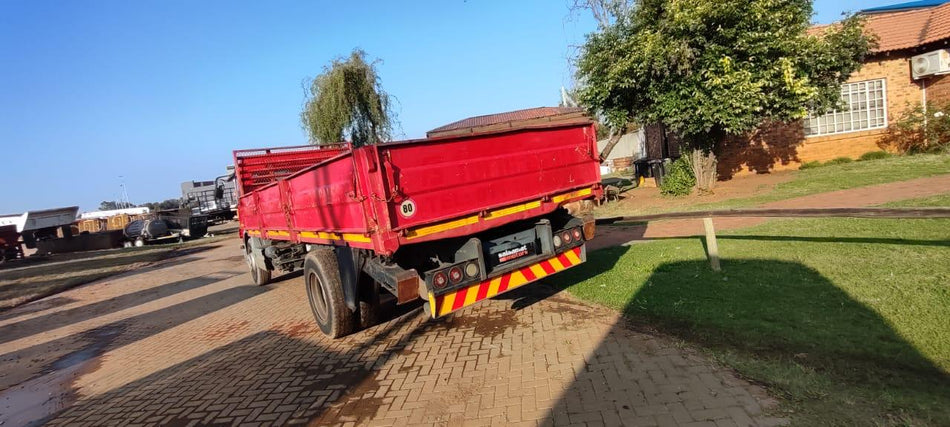 2012 Mercedes-Benz Atego 1328/48