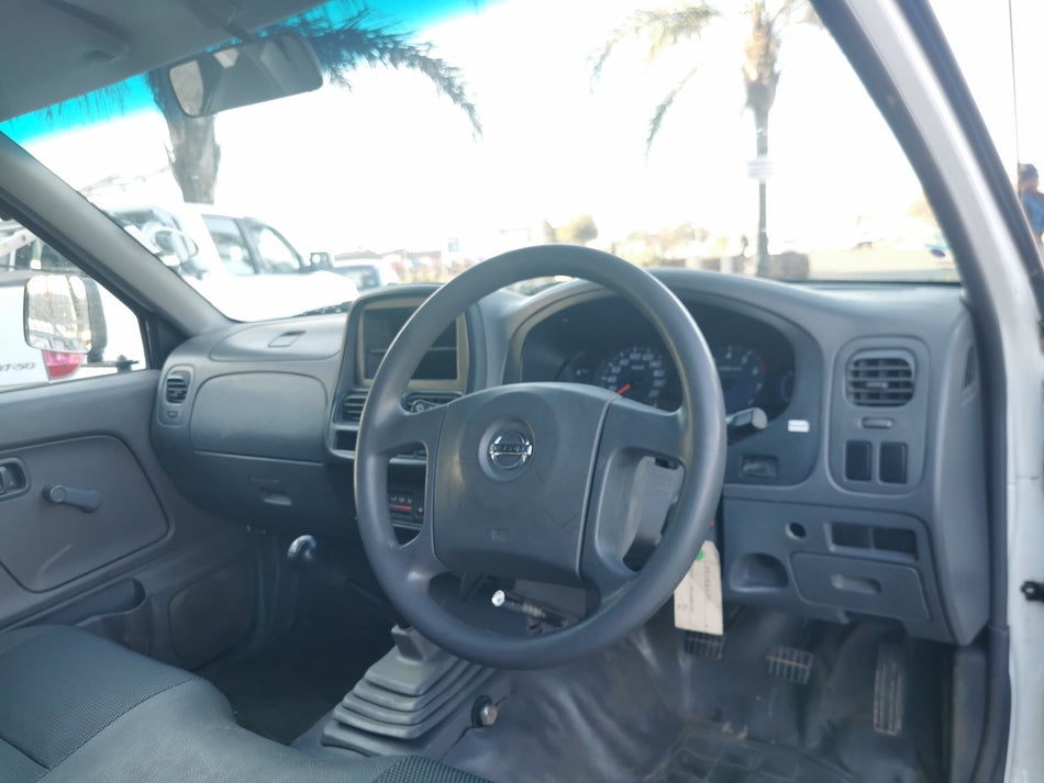 Nissan Hardbody 2.0