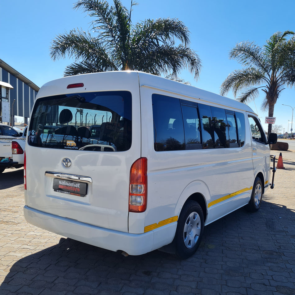 2012 Toyota Quantum 2.5d4d diesel 10 seater