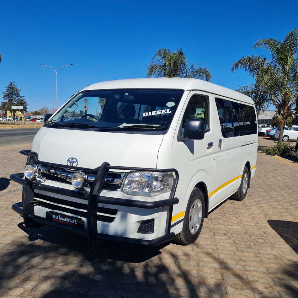 2012 Toyota Quantum 2.5d4d diesel 10 seater