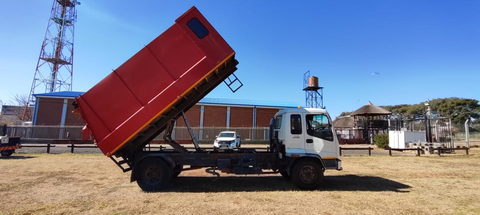 2007 ISUZU FSR 700 FREIGHTER TIPPER