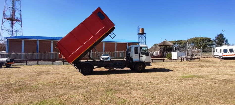 2007 ISUZU FSR 700 FREIGHTER TIPPER