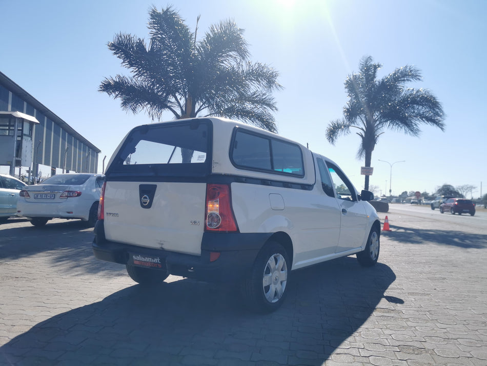 2010 Nissan Np200 1.6  low kms