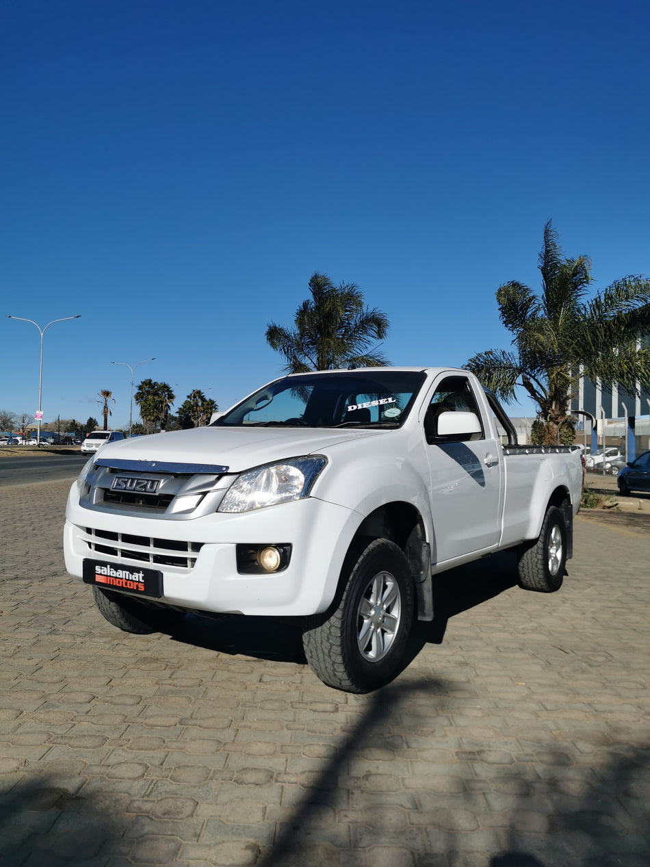 2015 Isuzu KB250D raised body