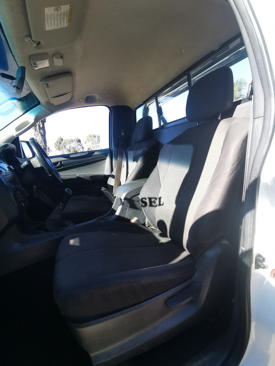 2015 Isuzu KB250D raised body