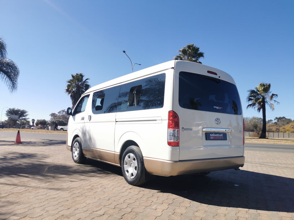 2017 Toyota Quantum GL 2.7 VVTI