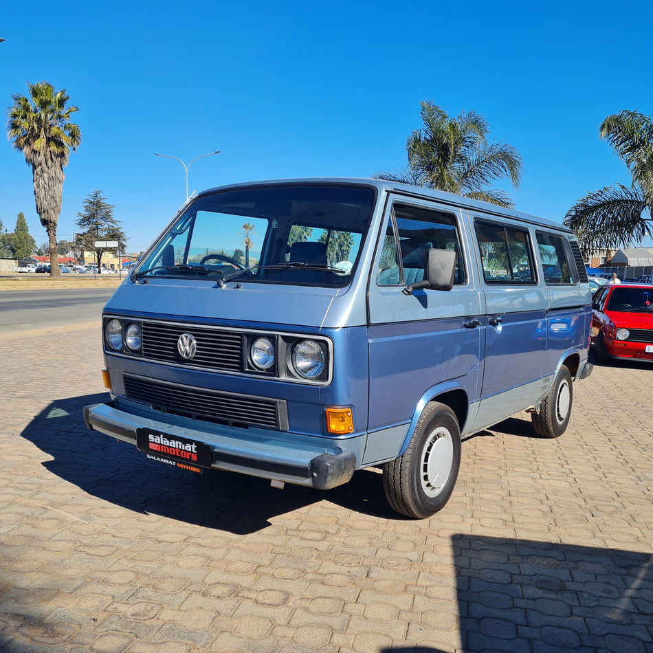 1998 Volkswagen Microbus 2.1L extremely low mileage
